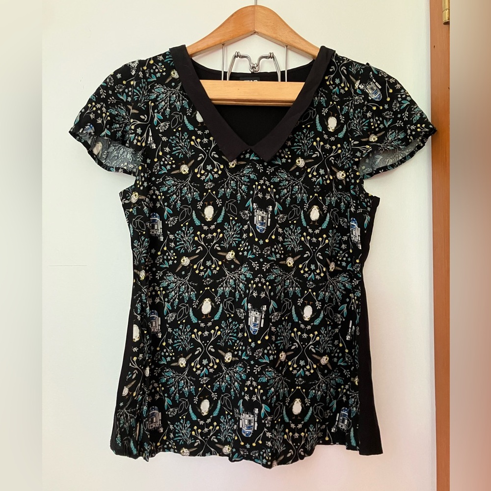 Her Universe Star Wars Patterned Blouse